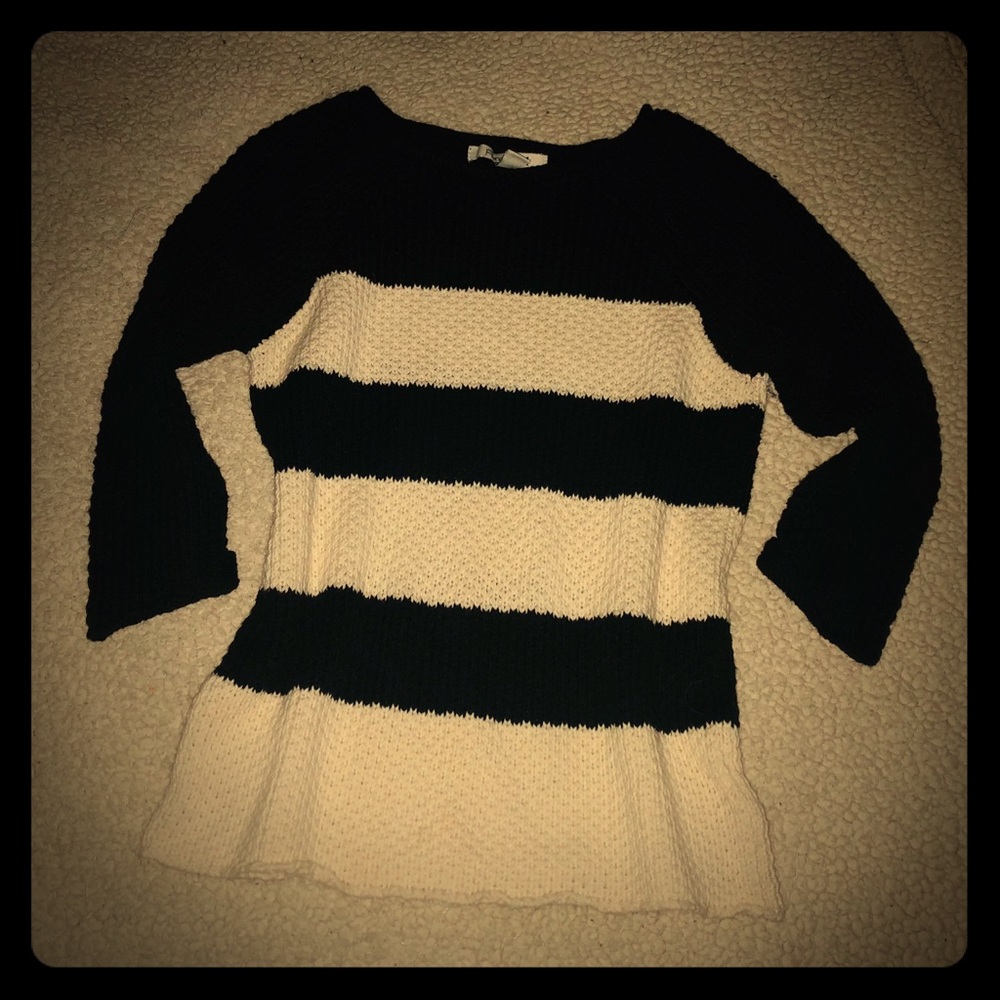 F21 Striped rolled hem tack sleeve sweater Sz S